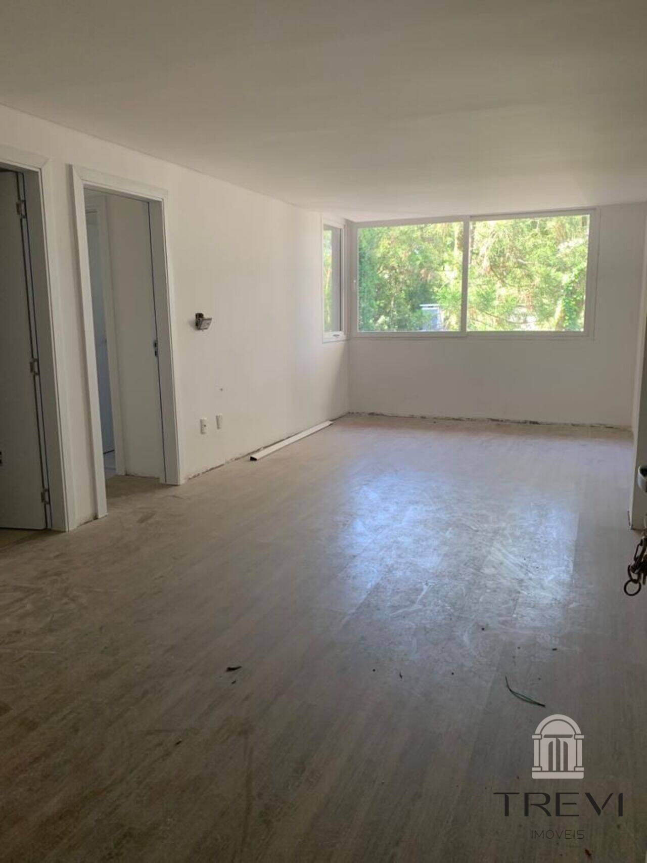 Apartamento no bairro Santa Terezinha, em Canela, foto 2 de 22
