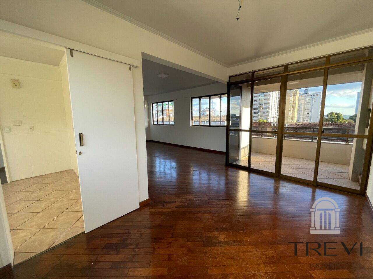 Apartamento no bairro Centro, em Santa Rosa, foto 4 de 28