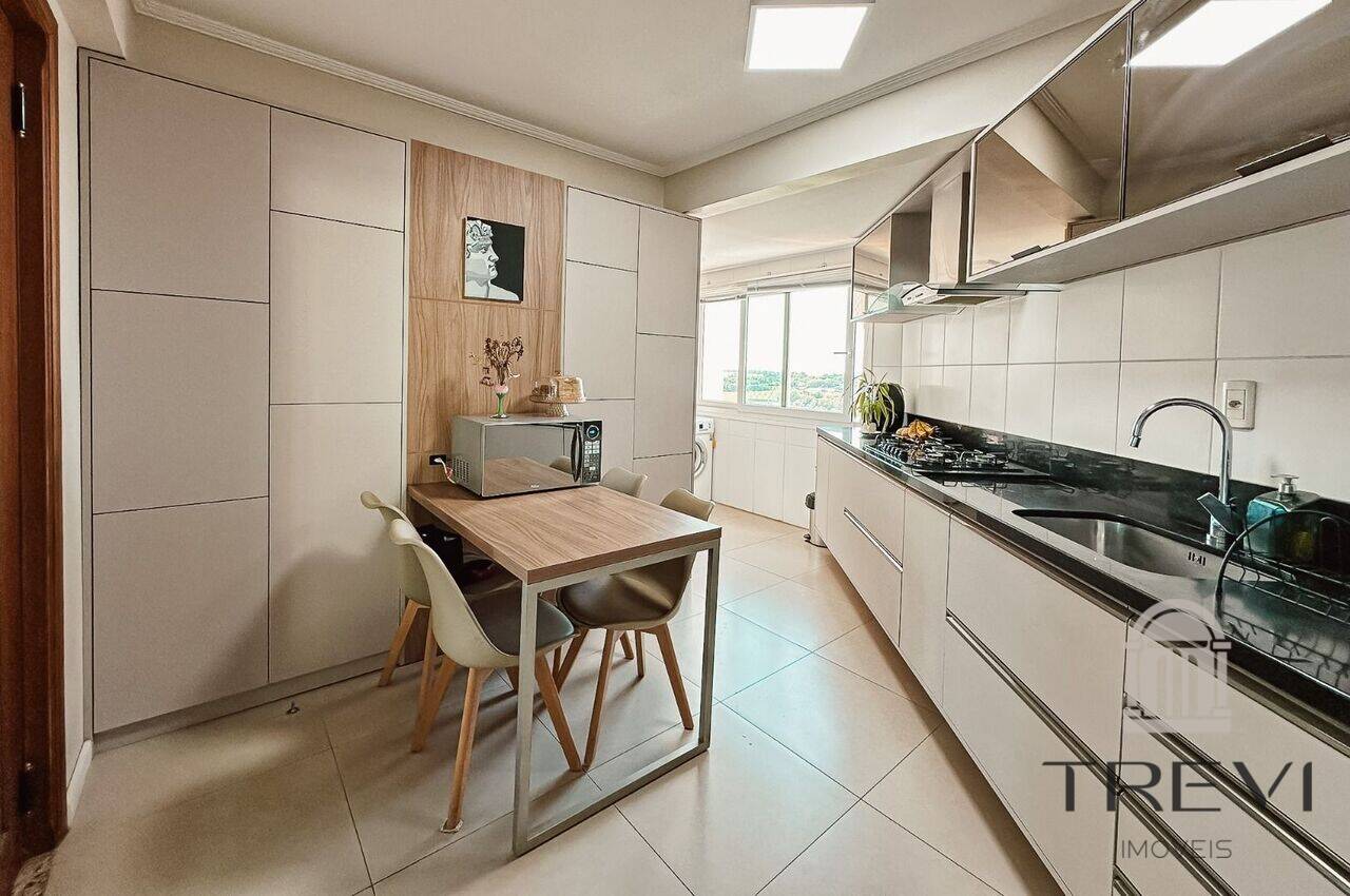 Apartamento no bairro Centro, em Santa Rosa, foto 12 de 15