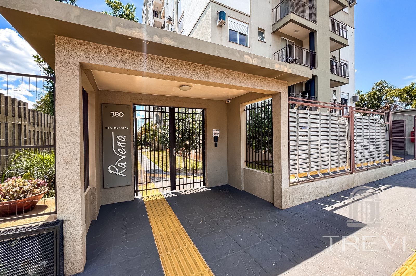 Apartamento no bairro Sulina, em Santa Rosa, foto 3 de 33