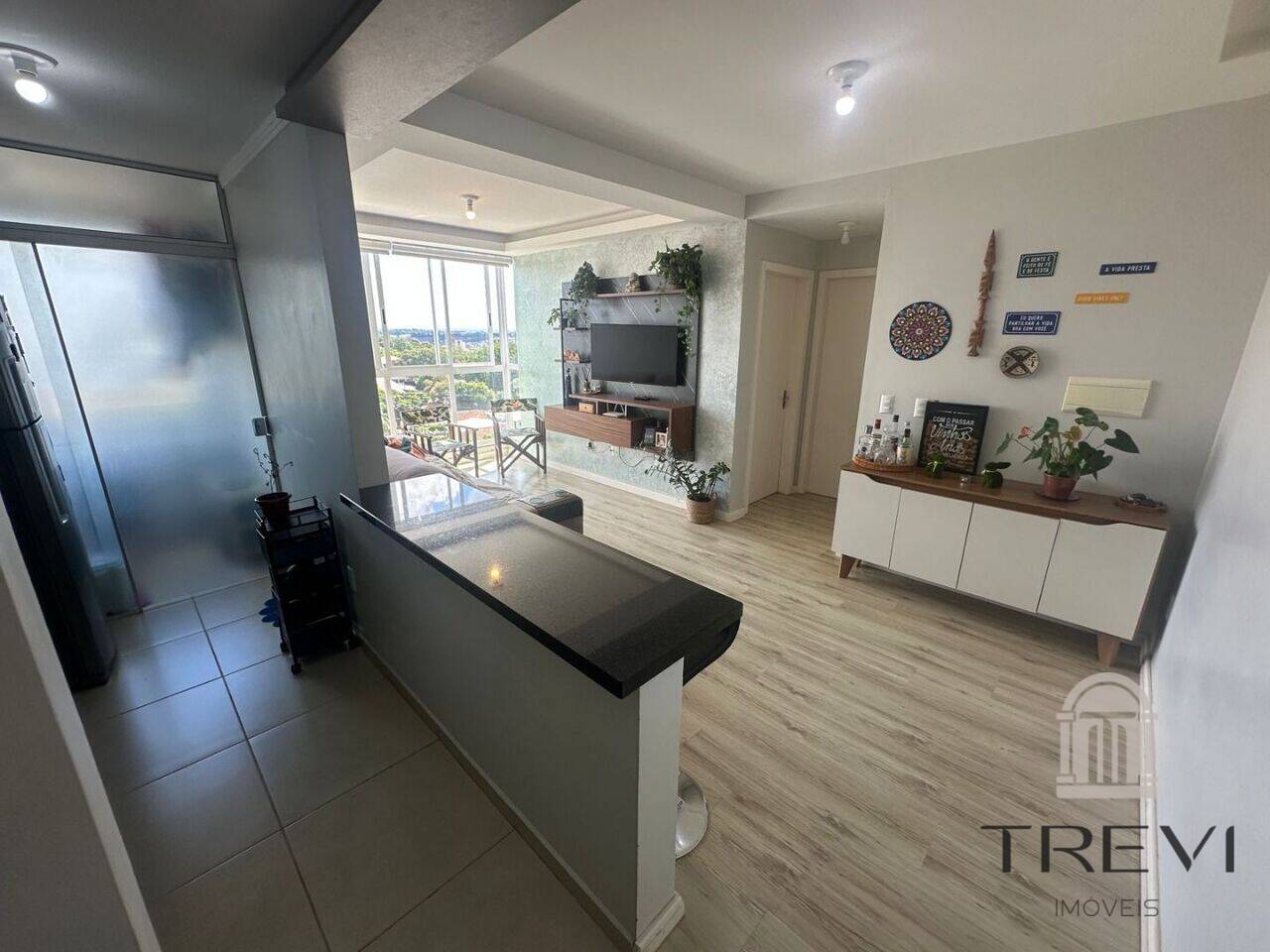 Apartamento no bairro Vila FLORES, em Santa Rosa, foto 2 de 16