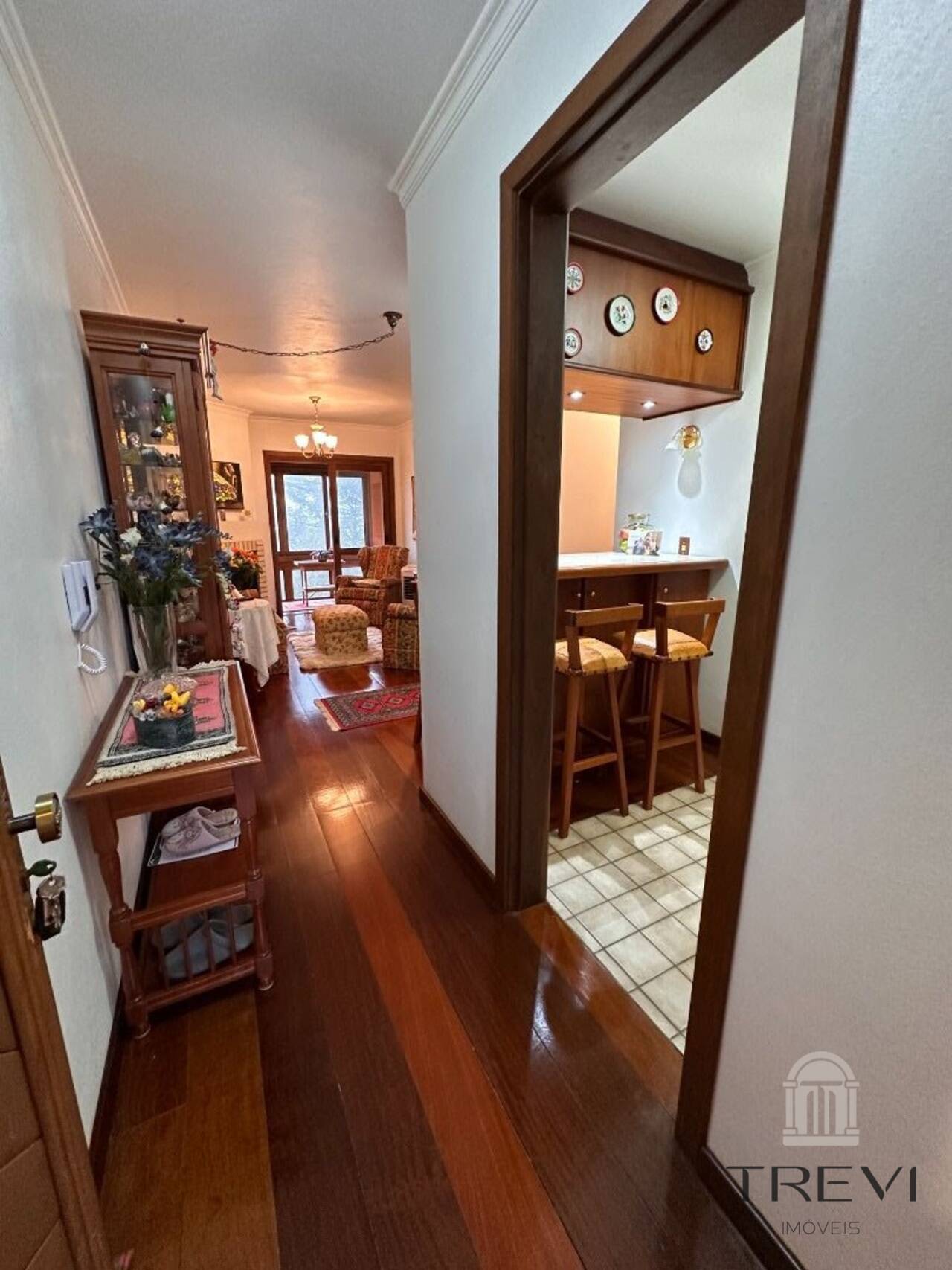 Apartamento no bairro Jardim Bela Vista, em Gramado, foto 4 de 15