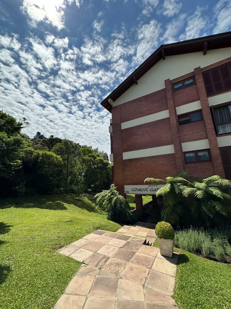 Apartamento no bairro Avenida Central, em Gramado, foto 2 de 21