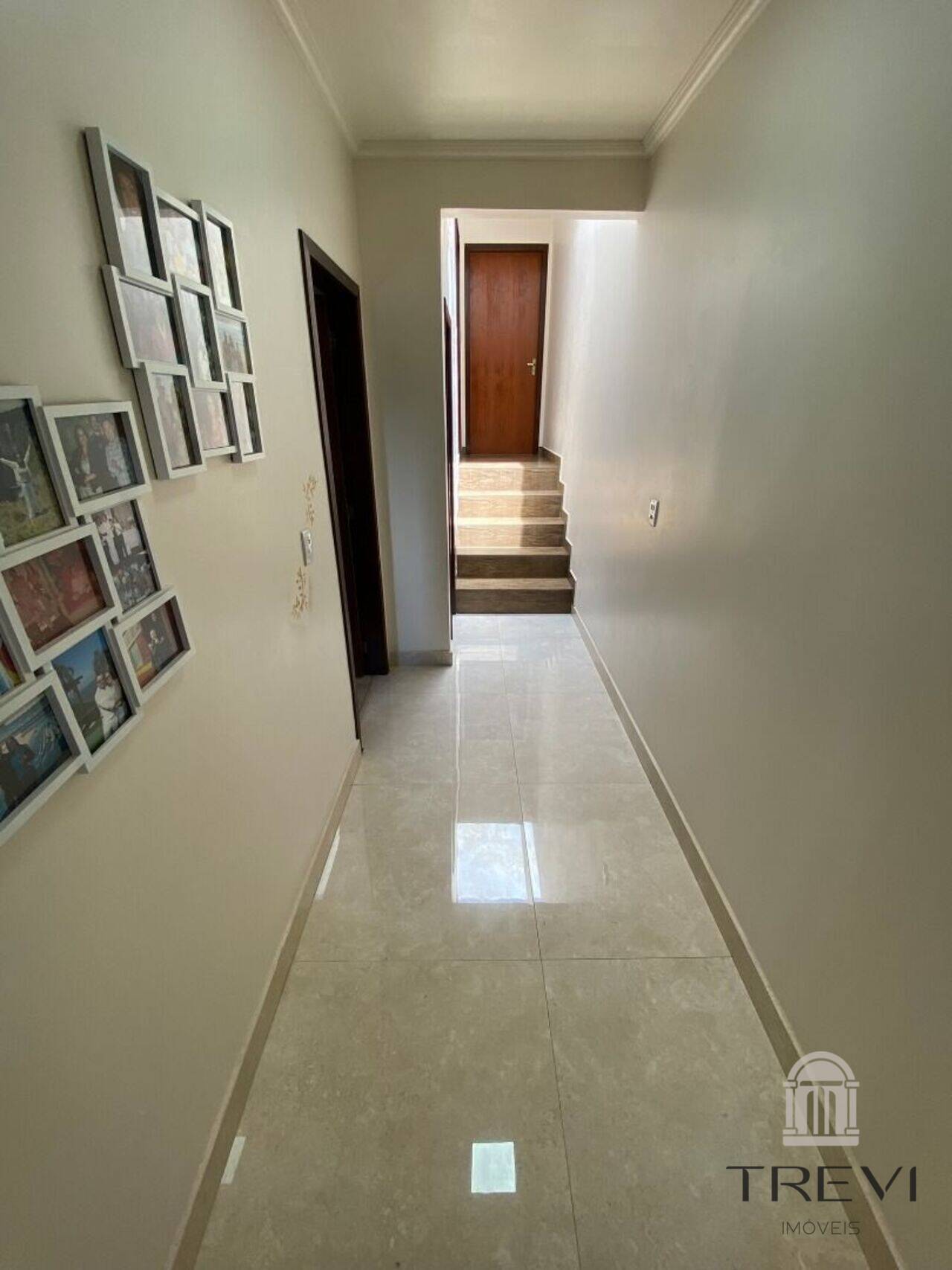 Casa no bairro Glória, em Santa Rosa, foto 11 de 15