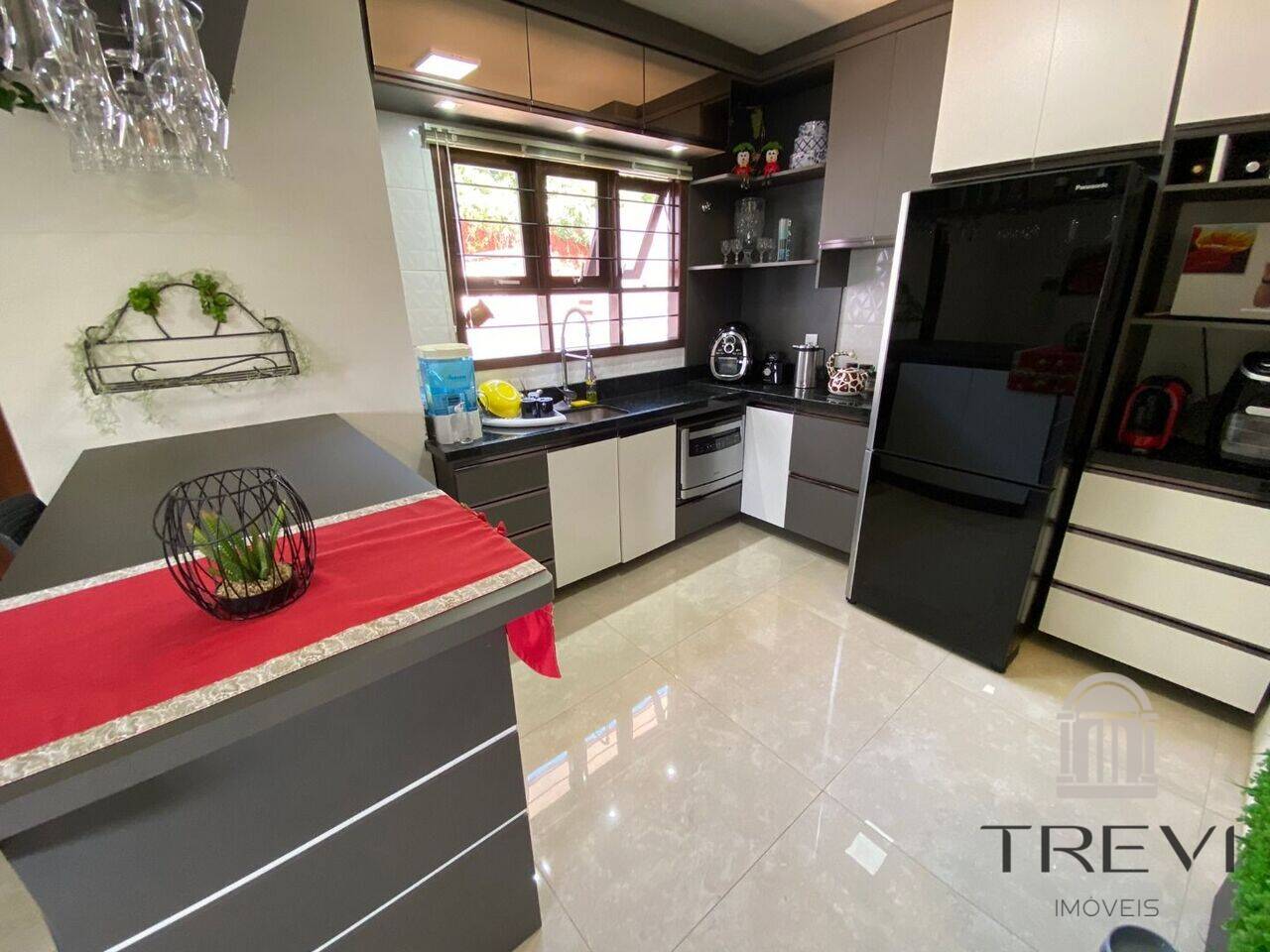 Casa no bairro Glória, em Santa Rosa, foto 8 de 15
