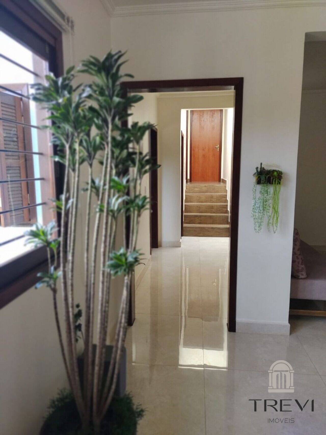 Casa no bairro Glória, em Santa Rosa, foto 10 de 15
