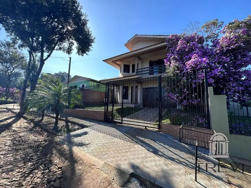 Casa no bairro Glória, em Santa Rosa