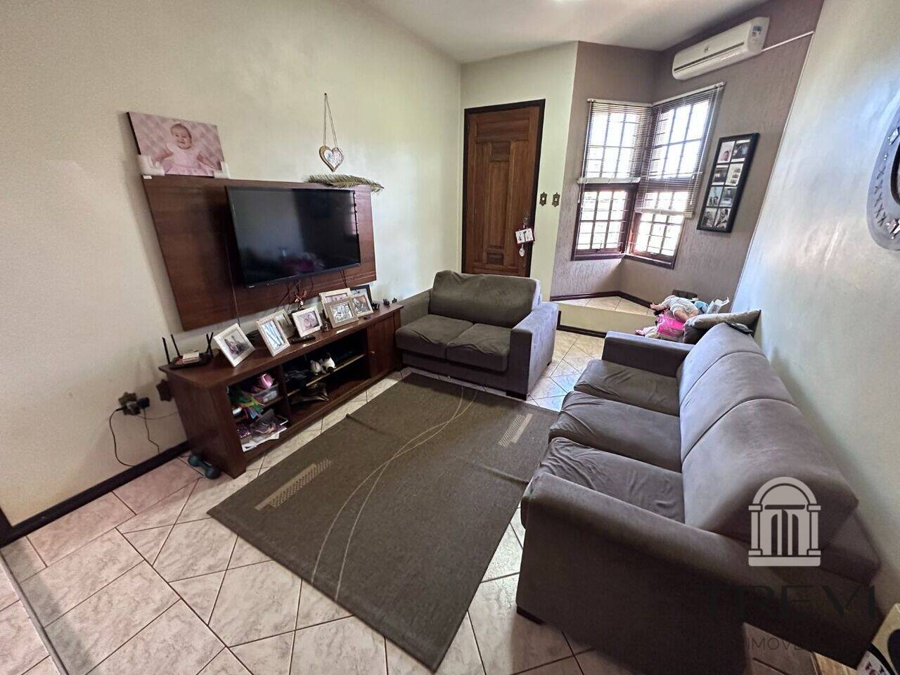 Casa no bairro Glória, em Santa Rosa, foto 4 de 15