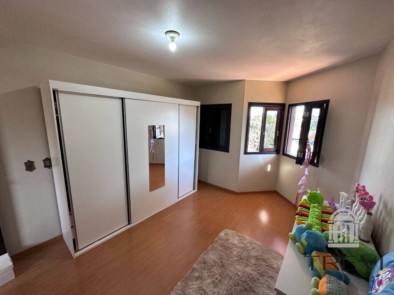 Casa no bairro Glória, em Santa Rosa, foto 8 de 15