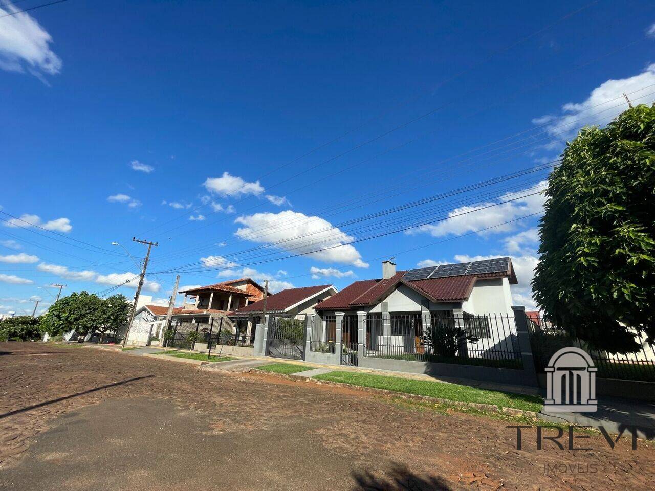Casa no bairro Esplanada, em Santa Rosa, foto 2 de 16