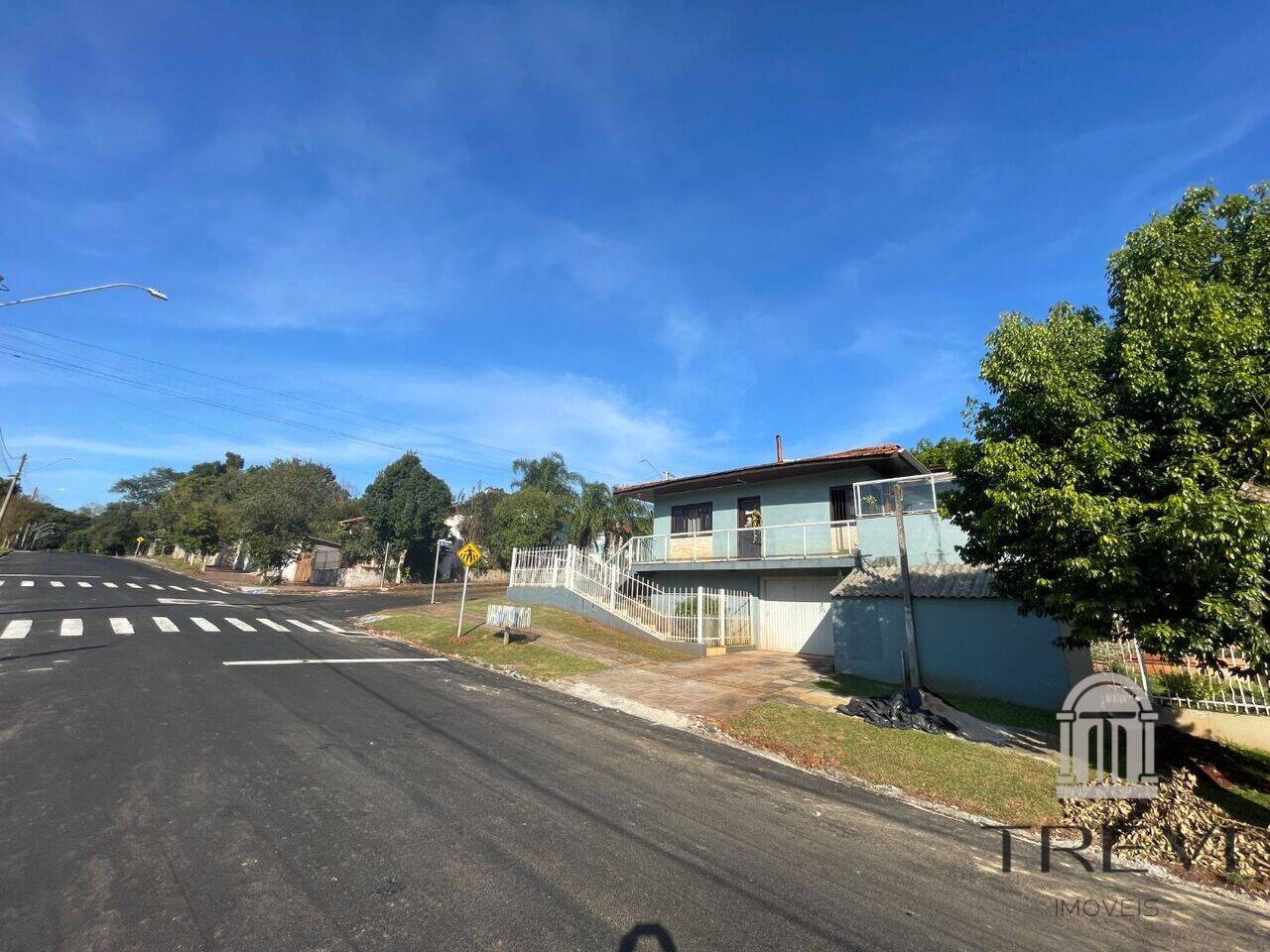 Casa no bairro São Francisco, em Santa Rosa, foto 3 de 15