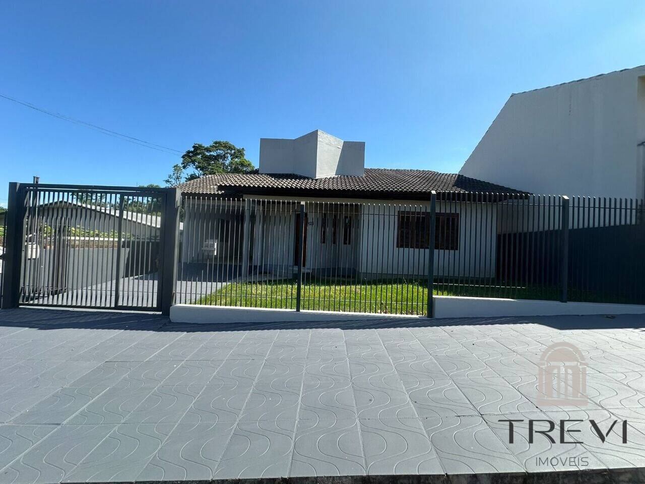 Casa no bairro Novo Horizonte, em Santa Rosa, foto 2 de 15