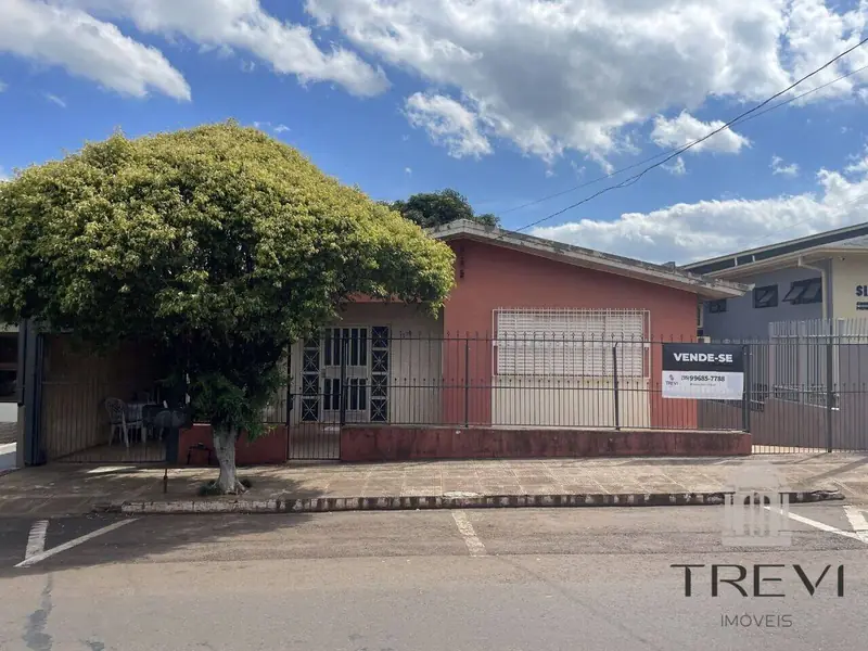 Casa no bairro Centro, em Santa Rosa
