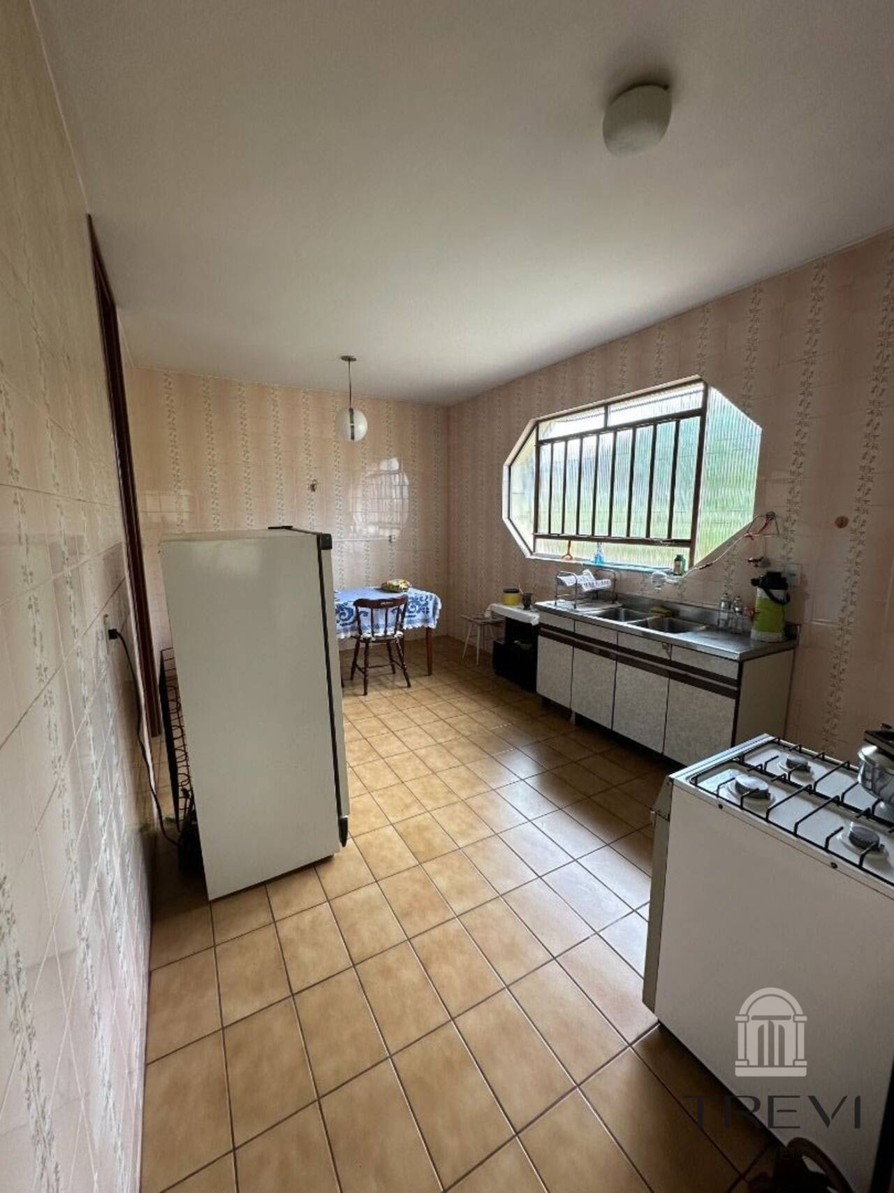 Casa no bairro Centro, em Santo Ângelo, foto 14 de 15