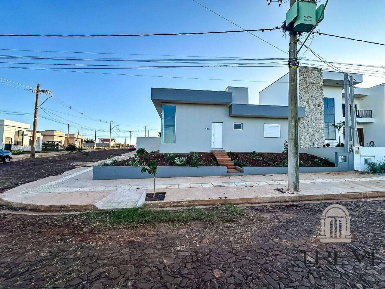 Casa no bairro Glória, em Santa Rosa, foto 2 de 15