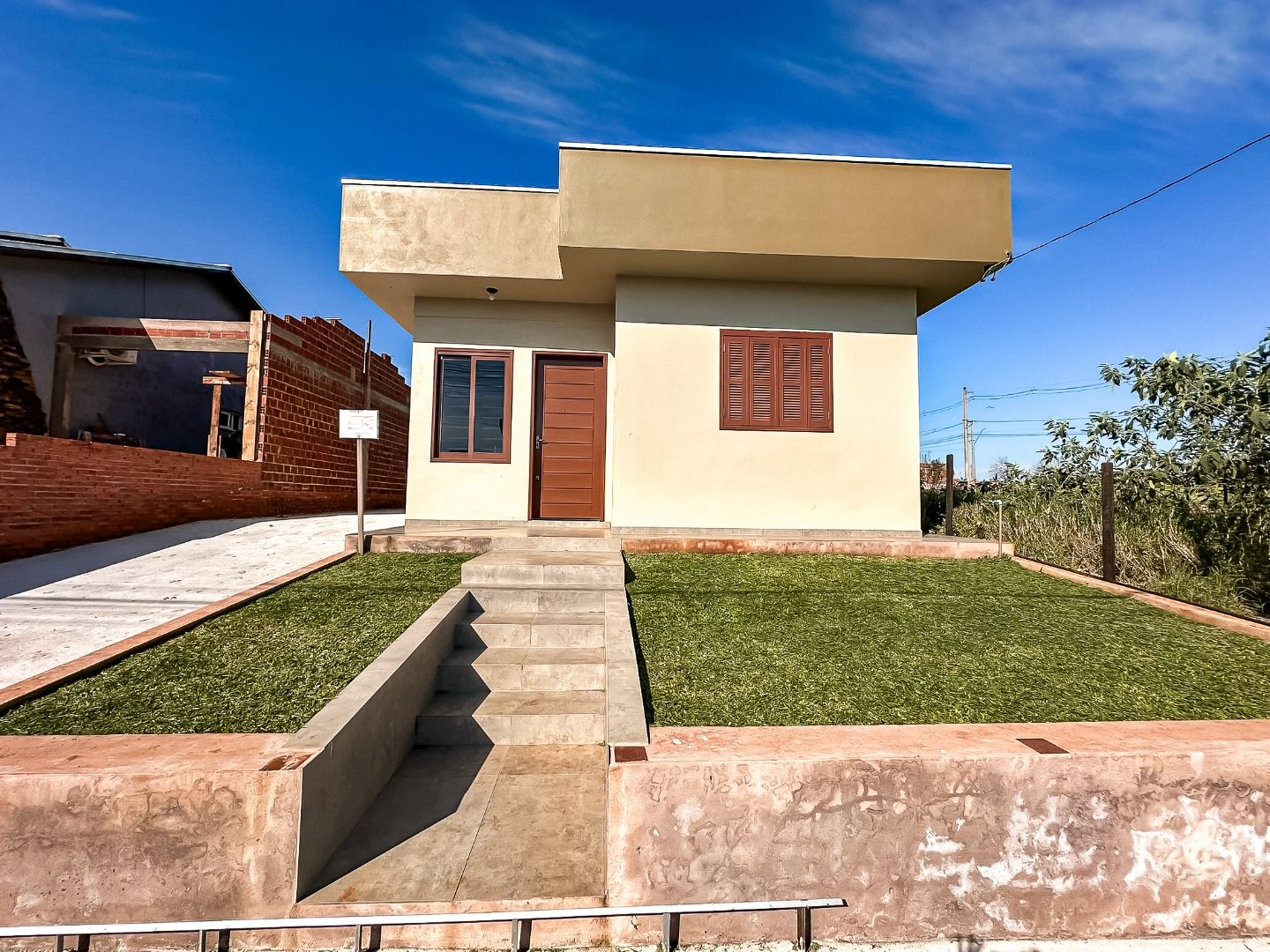 Casa no bairro Guia Lopes, em Santa Rosa, foto 2 de 19