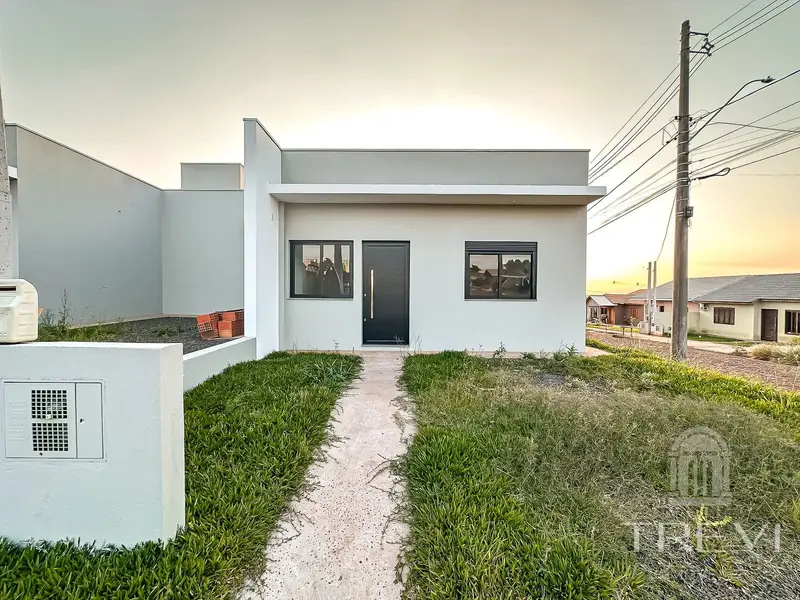 Casa no bairro Guia Lopes, em Santa Rosa